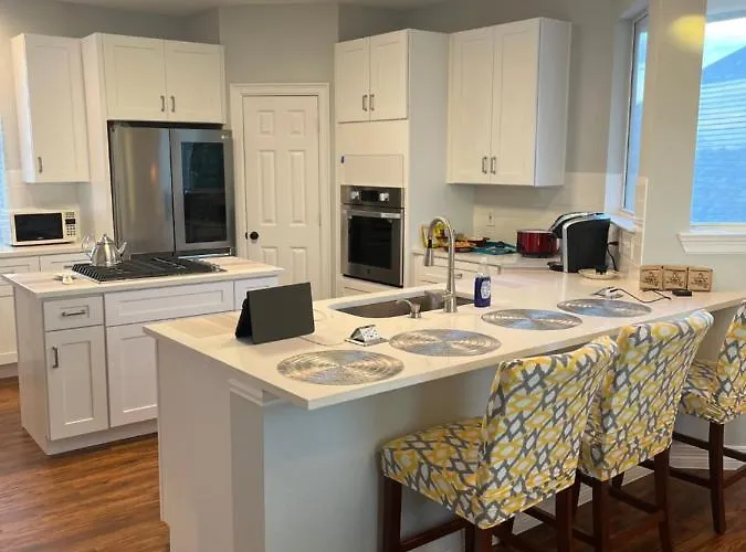 Knight Hawk Suites * Round Rock