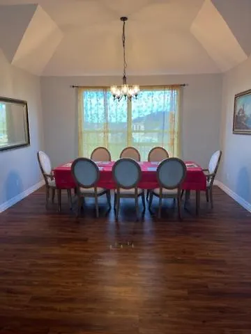 Knight Hawk Suites Bed & Breakfast Round Rock