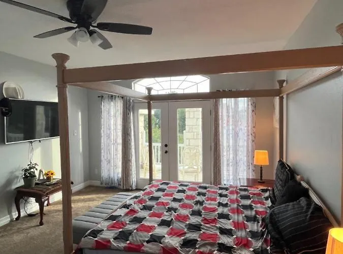 Knight Hawk Suites * Round Rock